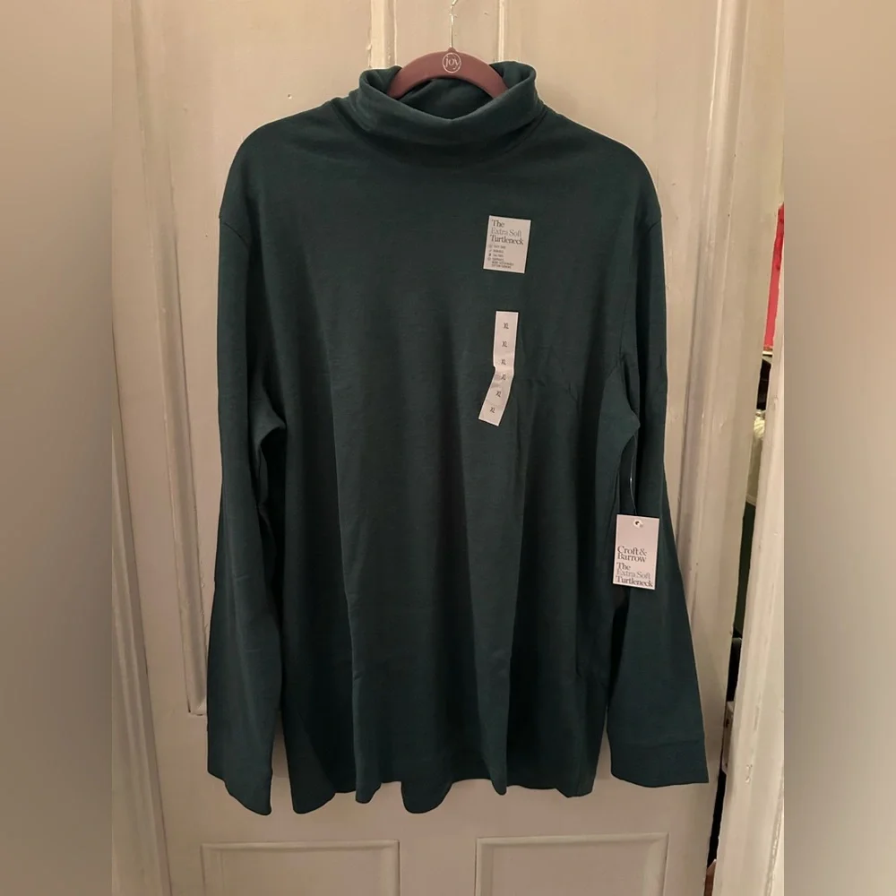 Men’s Hunter Green Croft and Barrow Turtleneck. NWT. - Picture 2 of 3